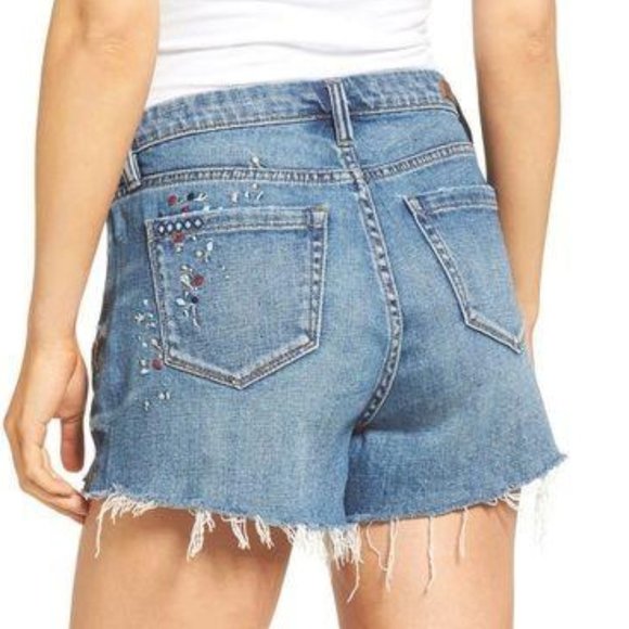 BLANKNYC Denim Pin-up High Rise Shorts 29 … - Picture 3 of 8